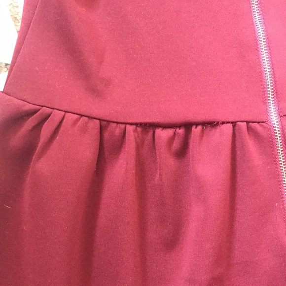 Chic Burgundy Mini Dress with Crochet Detailing - Picture 11 of 12